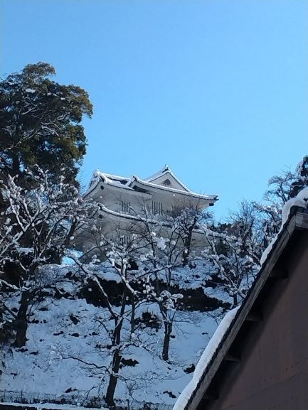 雪の江尾城